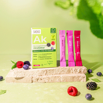 Sheko Abnehmkur Berry – Packaging, Sticks Morgens, Mittags, Abends und zubereites Getränk mit Beeren