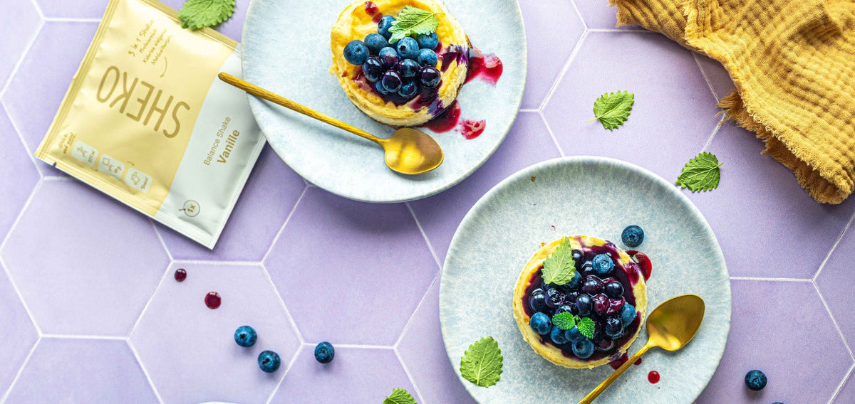 Blueberry Cheesecake Muffins - SHEKO