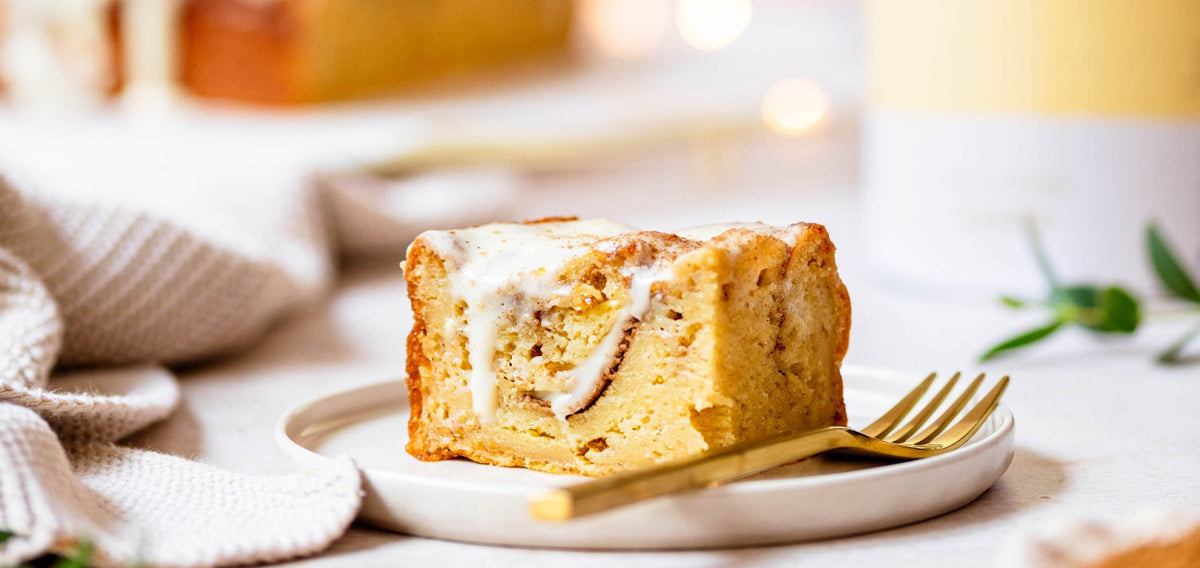 Cinnamon Roll Cake - SHEKO