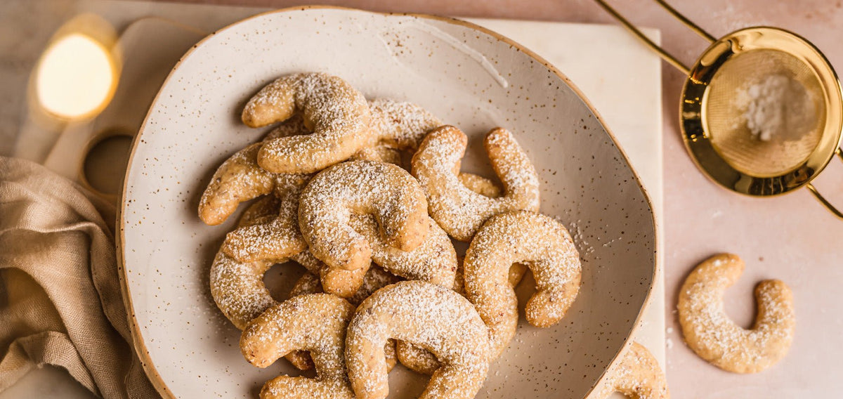 Low Carb Vanillekipferl - SHEKO