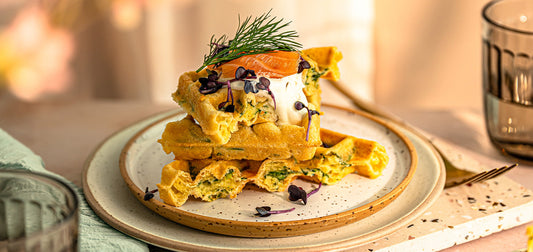Spinatwaffeln mit Lachs